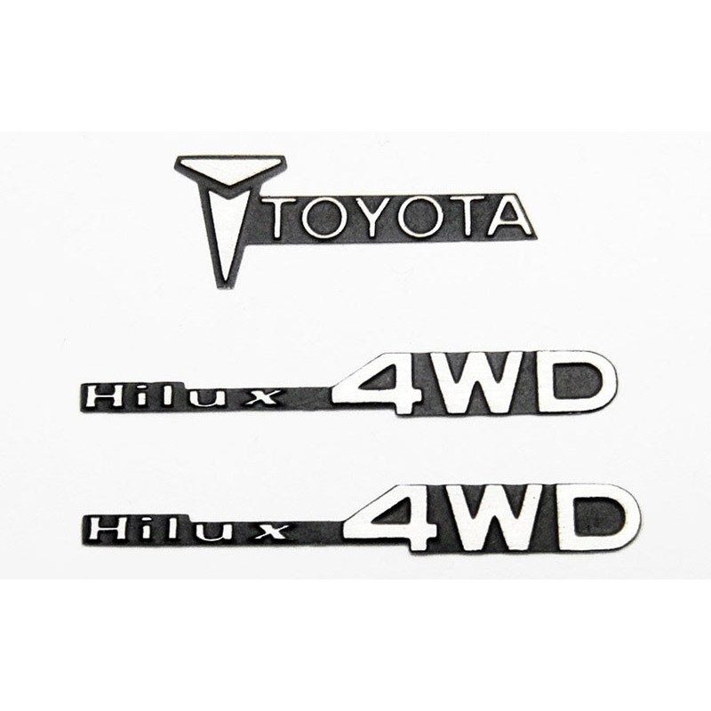 Embleme décoration  1/10e métal Tamiya Hilux par RC4WD